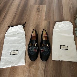 Rare gucci wolf size 9 men’s loafers